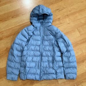 Uniqlo Kids Sky Blue Puffer Jacket. Used once. Excellent condition.